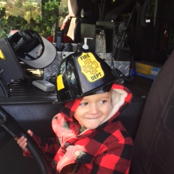 Meet your Posher, Debbie - Picture 5 of 8